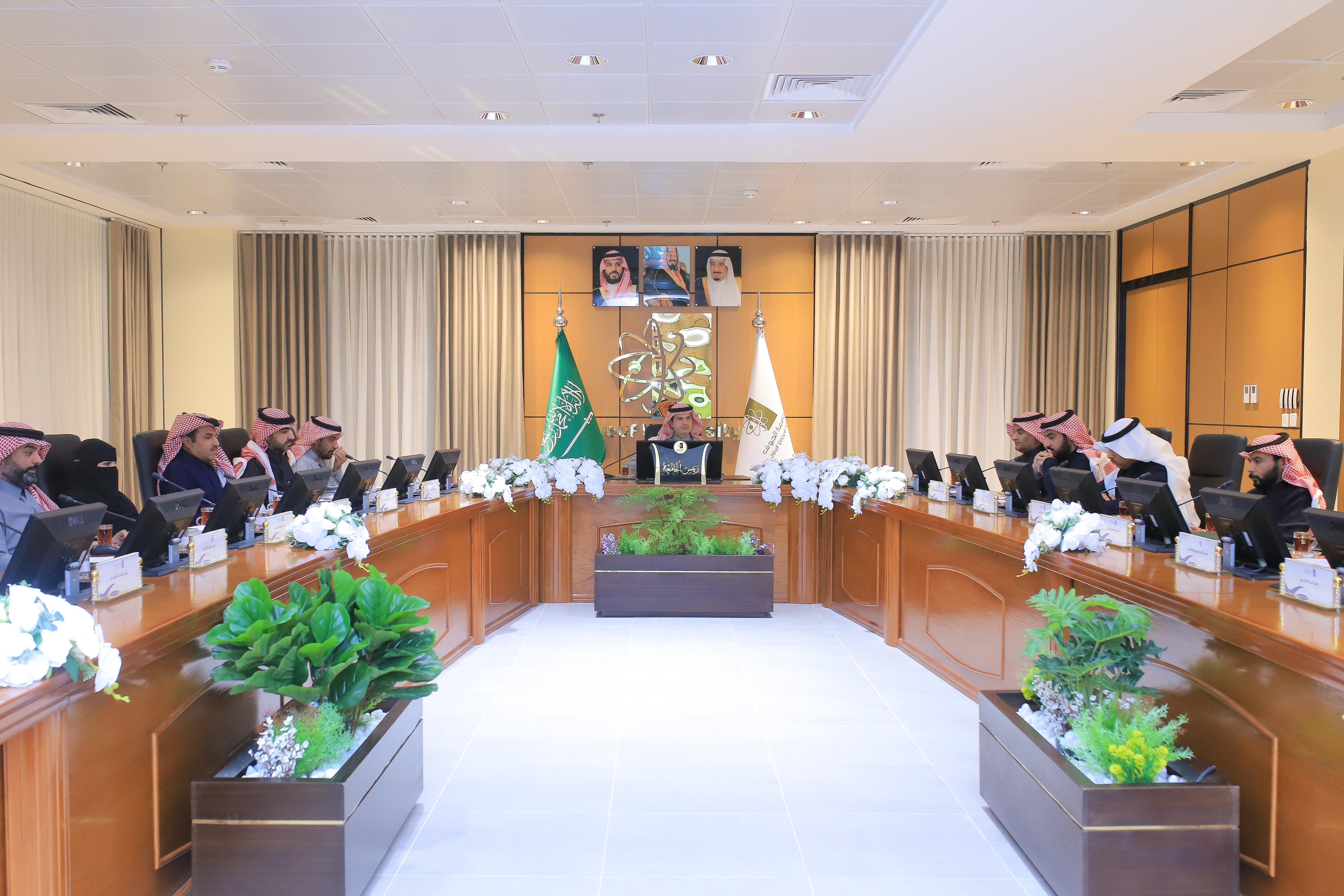 The University’ President, Prof. Mohammed bin Abdullah Al-Shaya, Chairs the Fourth Consultative Meeting for the Academic Year 1446 AH to Review the Goals of Colleges and Deanships for 2025