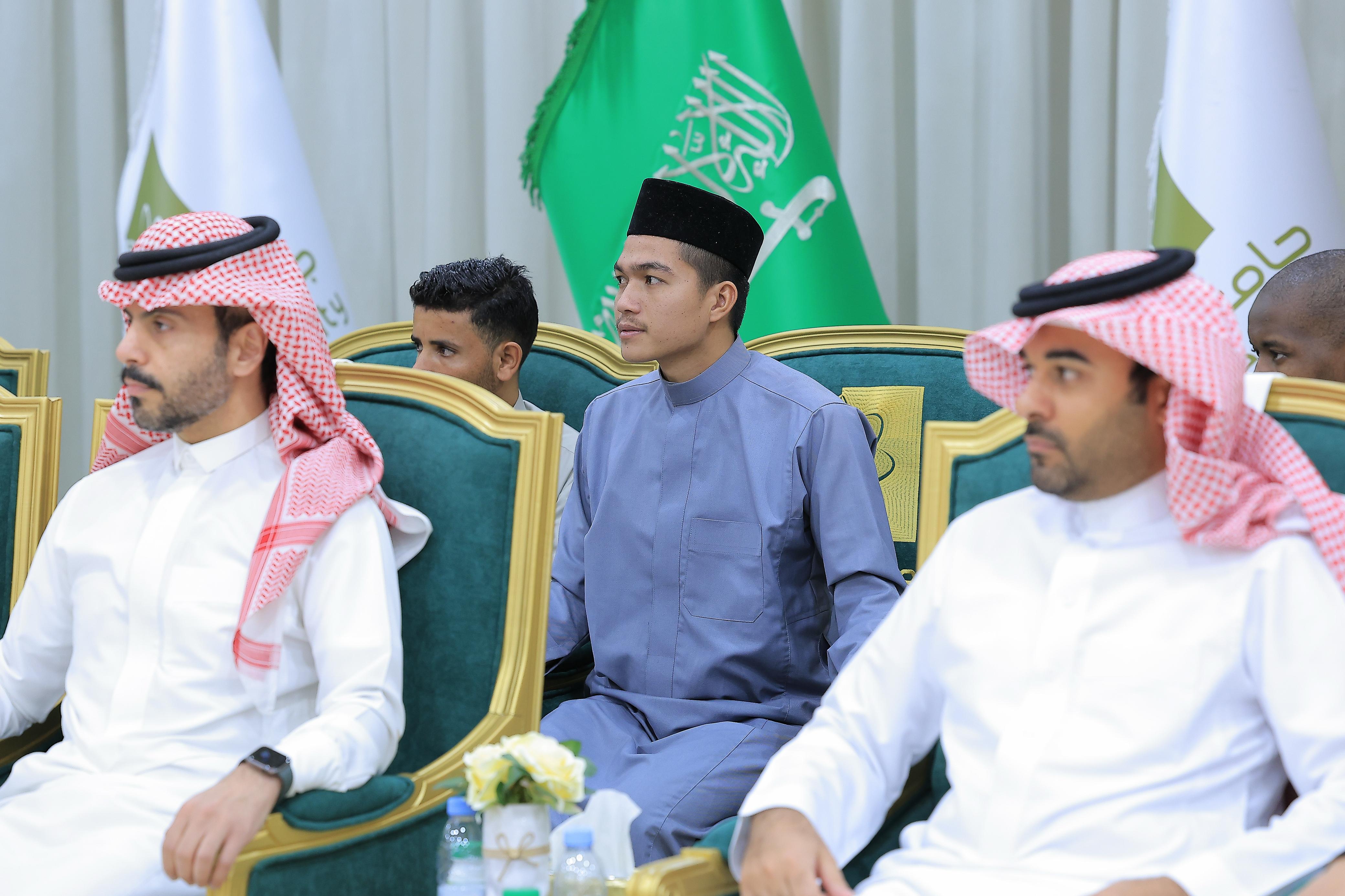 Under the Patronage and Attendance of His Excellency, the President of Jouf University, Prof. Mohammed bin Abdullah Al-Shaya, the University Holds a Group Iftar for the Foreigner (International) Students in a Family Atmosphere. As Part of the University' 