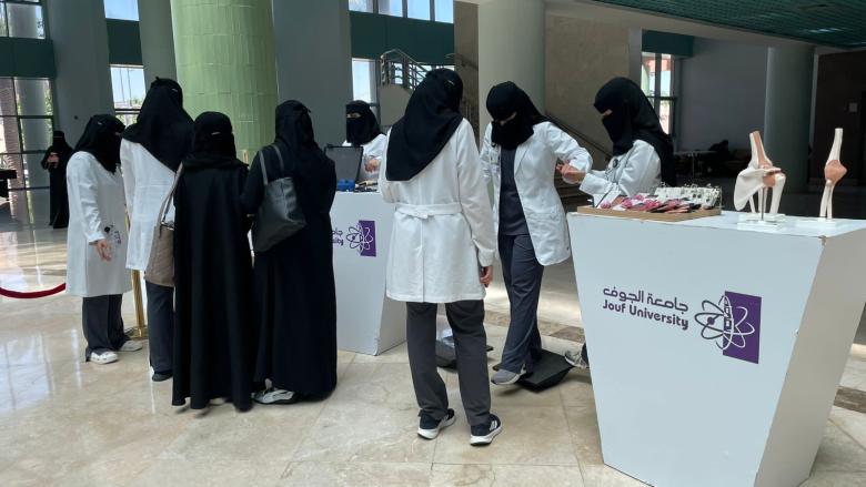 جانب من الركن التوعوي