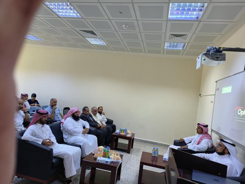 الكلية التطبيقية بجامعة الجوف بالقريات تنظم ندوة بعنوان "قراءة واعى – مسؤولية طالب"