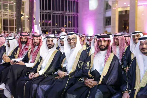 حفل تخرج الجامعة للدفعة 21