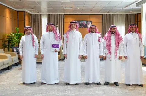رئيس جامعة الجوف يستعرض التقرير السنوي لكلية العلوم الطبية التطبيقية