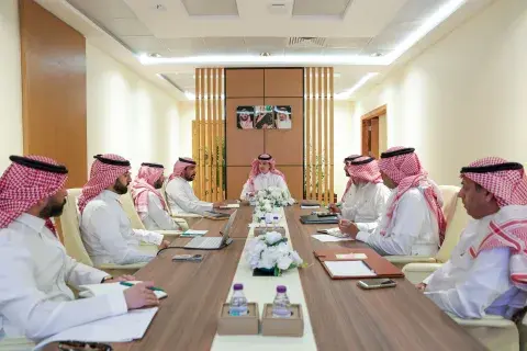 رئيس الجامعة، أ.د محمد بن عبد الله الشايع يلتقي فريق الشراكات والتعاون الدولي