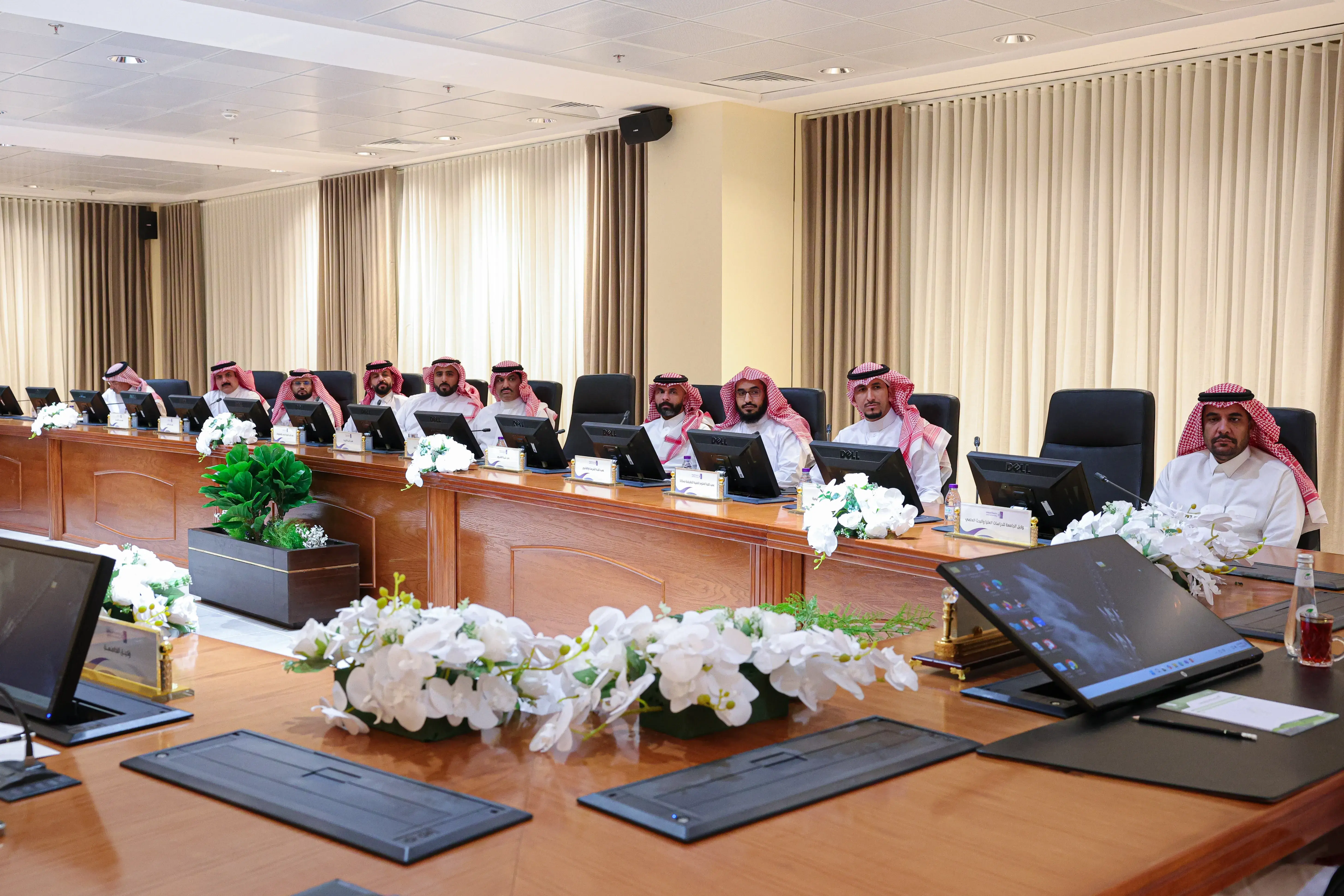 ورشة عمل مؤشرات الكليات والعمادات ورشة عمل مؤشرات الكليات والعمادات