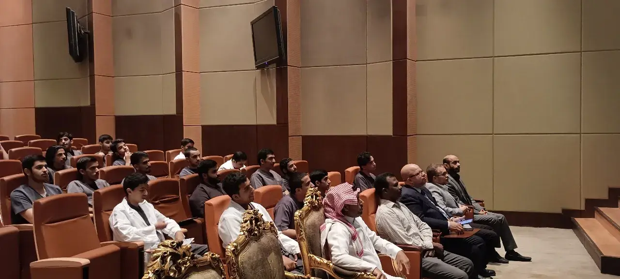 العلاج الطبيعي: لياقة تعانق الفكر العلاج الطبيعي: لياقة تعانق الفكر