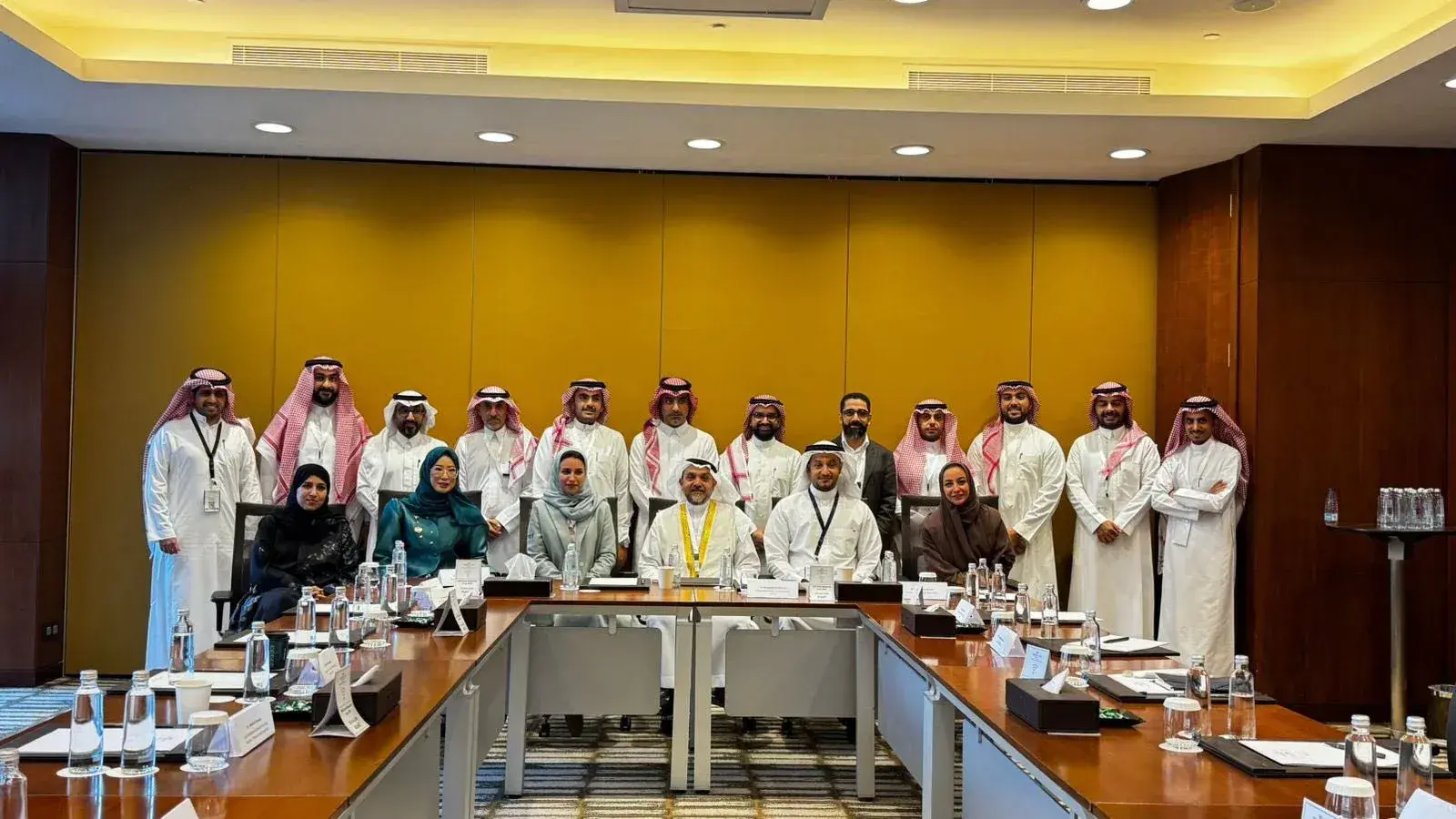 تكريم الدكتور هشام العوذه في الملتقى العلمي للاستعاضة السنية تكريم الدكتور هشام العوذه في الملتقى العلمي للاستعاضة السنية