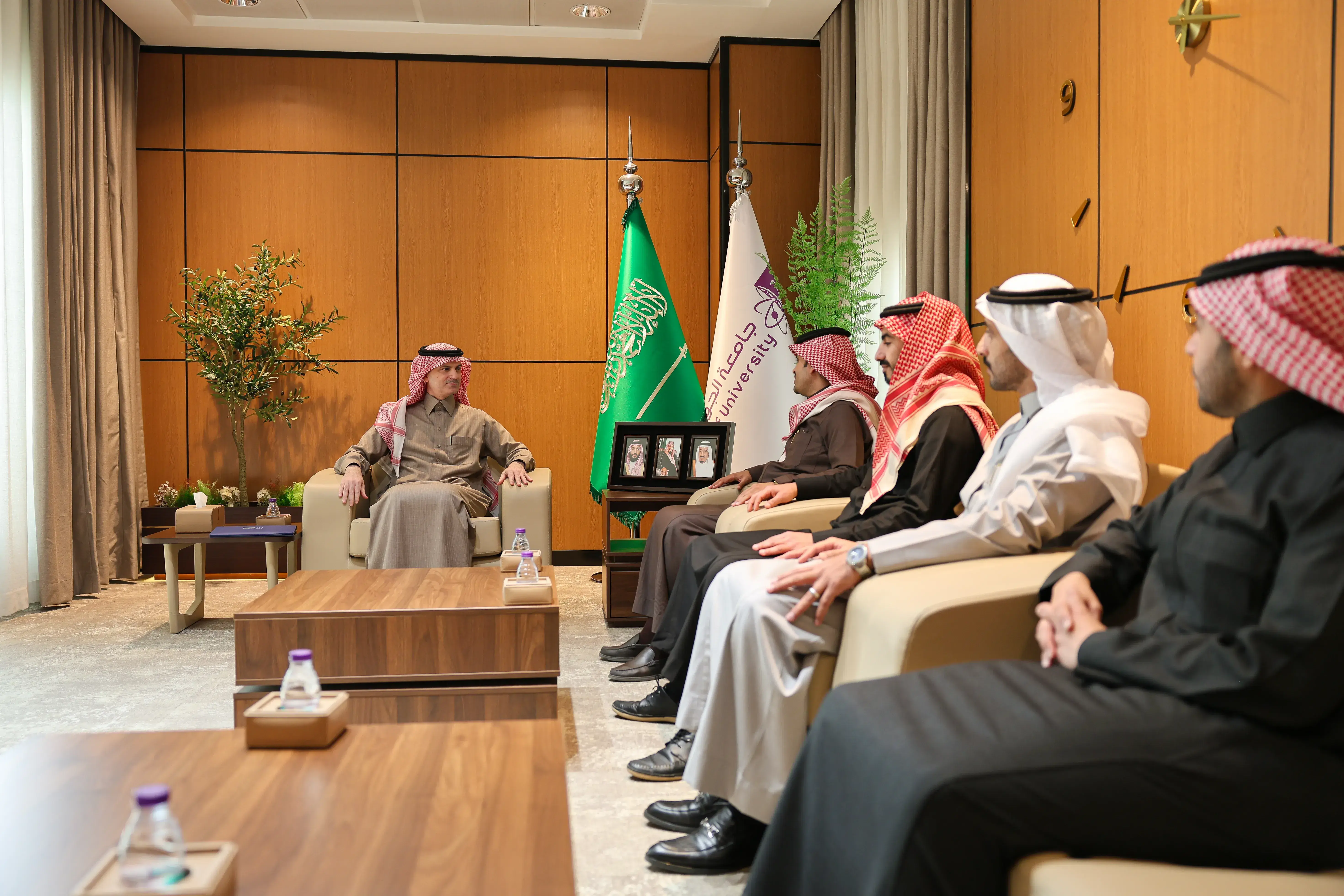 مركز عيادات كلية طب الأسنان