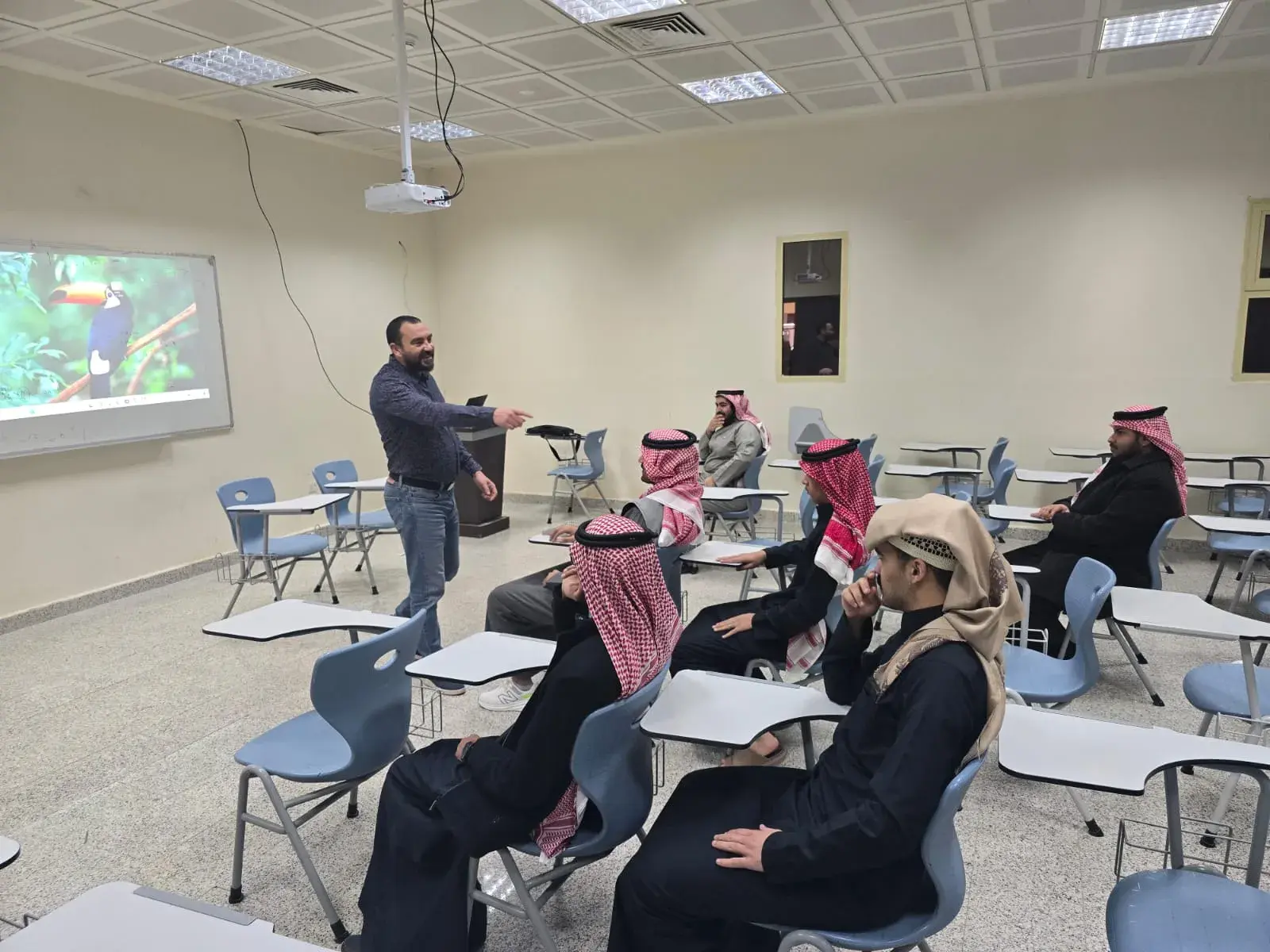 Applied College at Jouf University Organizes Lecture on Exam Preparation