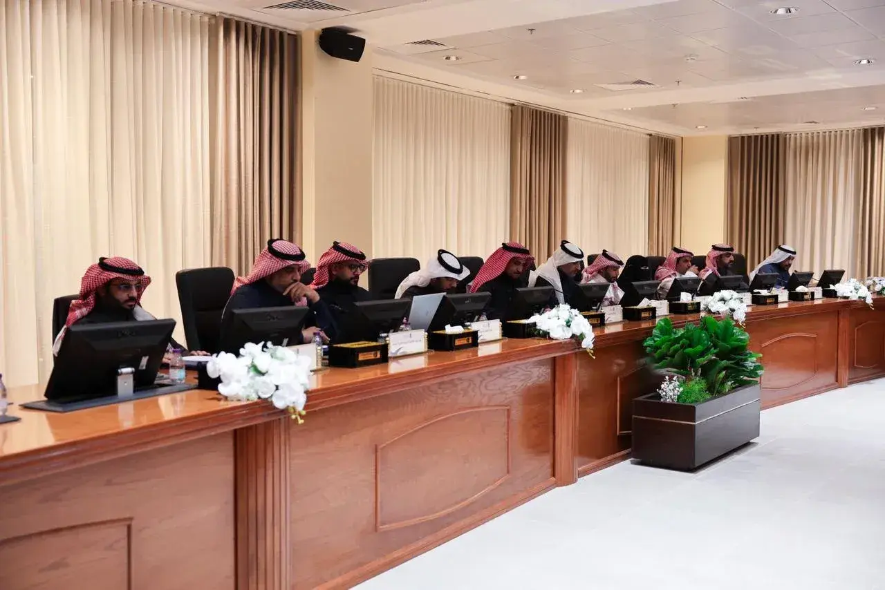  Jouf University, the University Council Holds Its Sixth Meeting