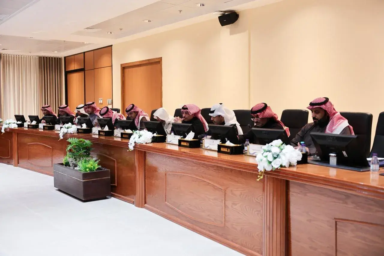  Jouf University, the University Council Holds Its Sixth Meeting