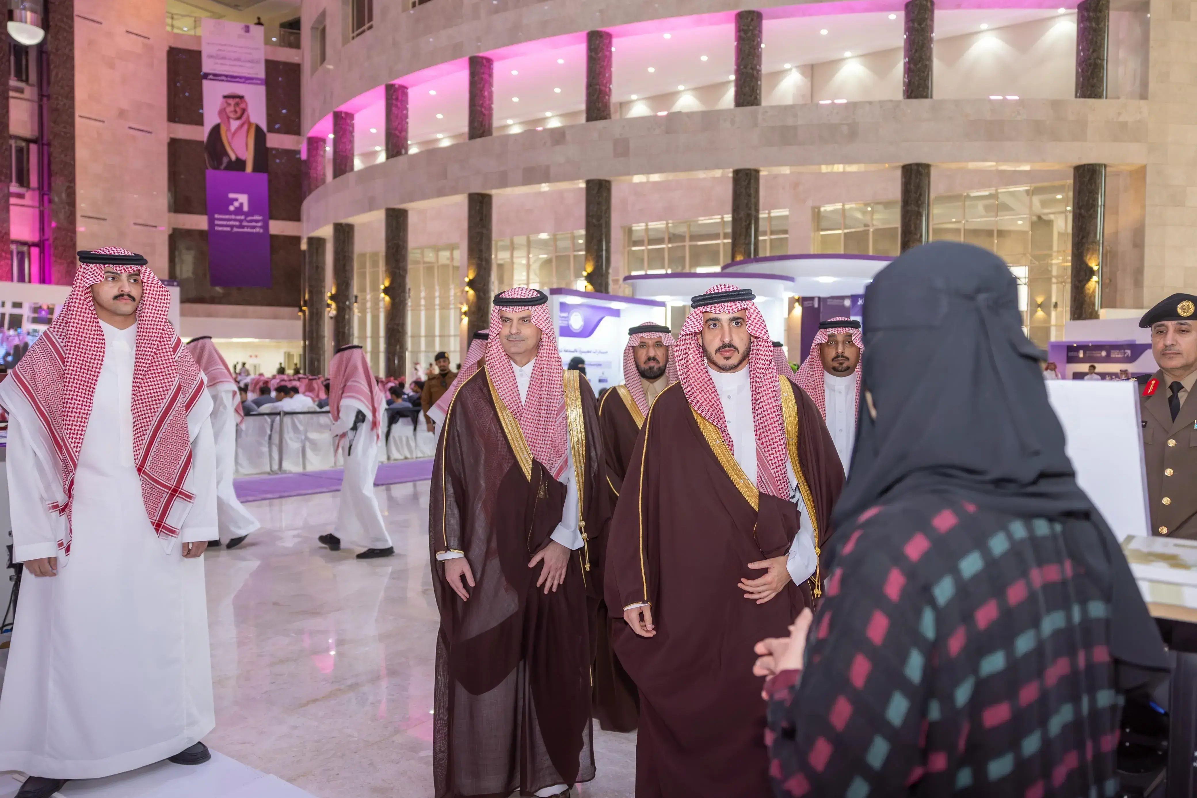 نظمت جامعة الجوف ملتقى البحث والابتكار برعاية وتشريف سمو أمير منطقة الجوف