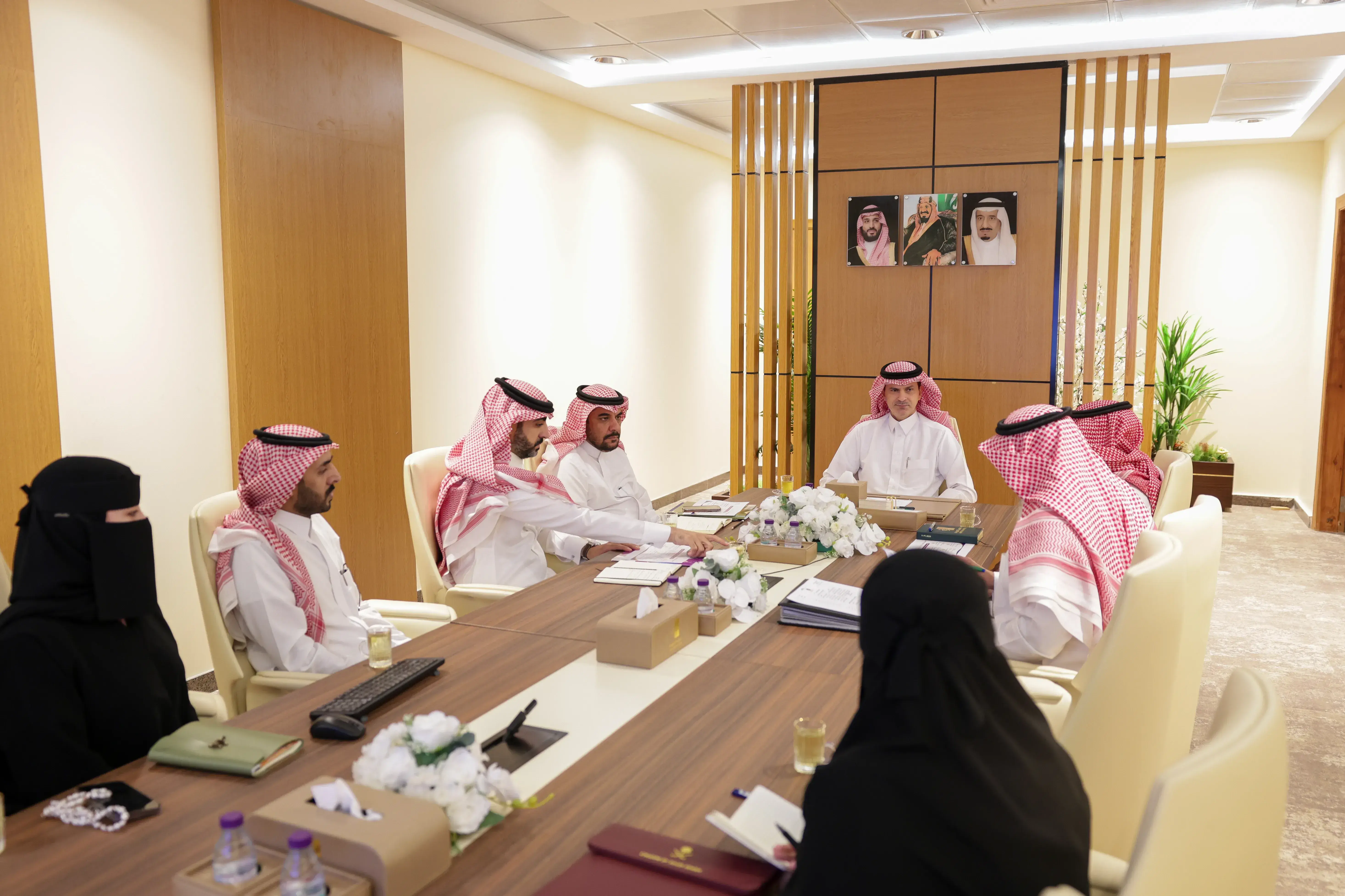 مشروع مبادرة "ريادة الجامعات"