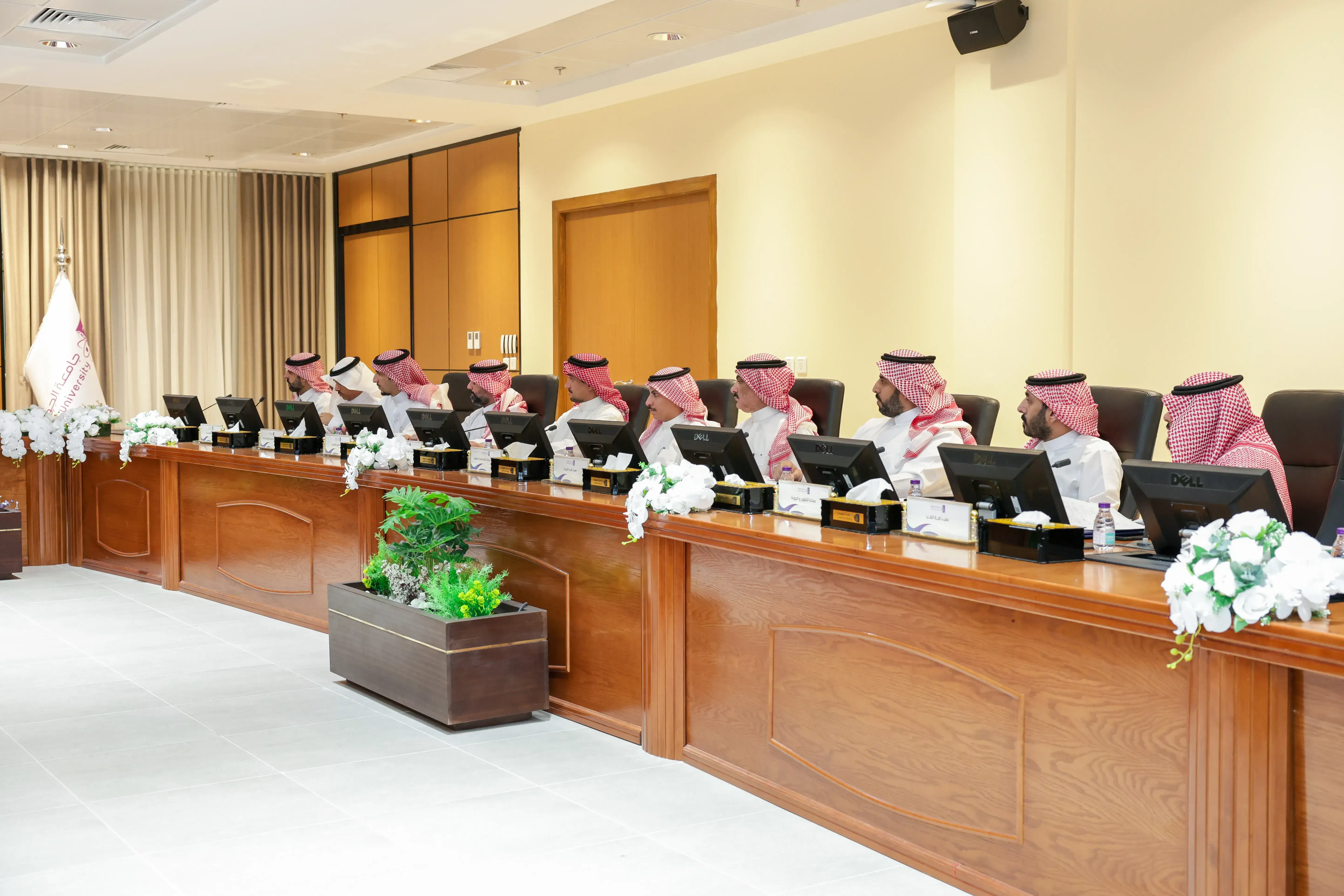 مجلس جامعة الجوف يعقد جلسته العاشرة للعام الجامعي 1447هـ 
