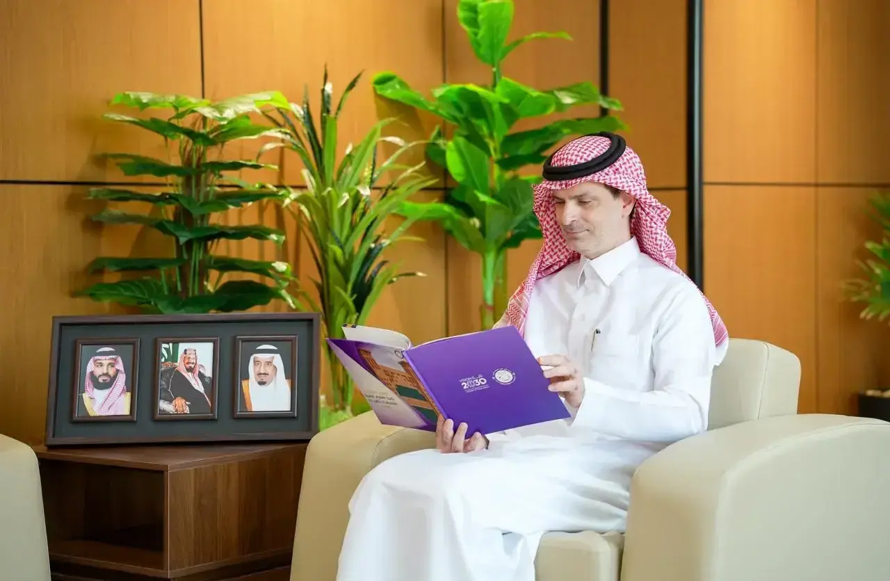 President Reviews Medical Sciences Report in Qurayyat