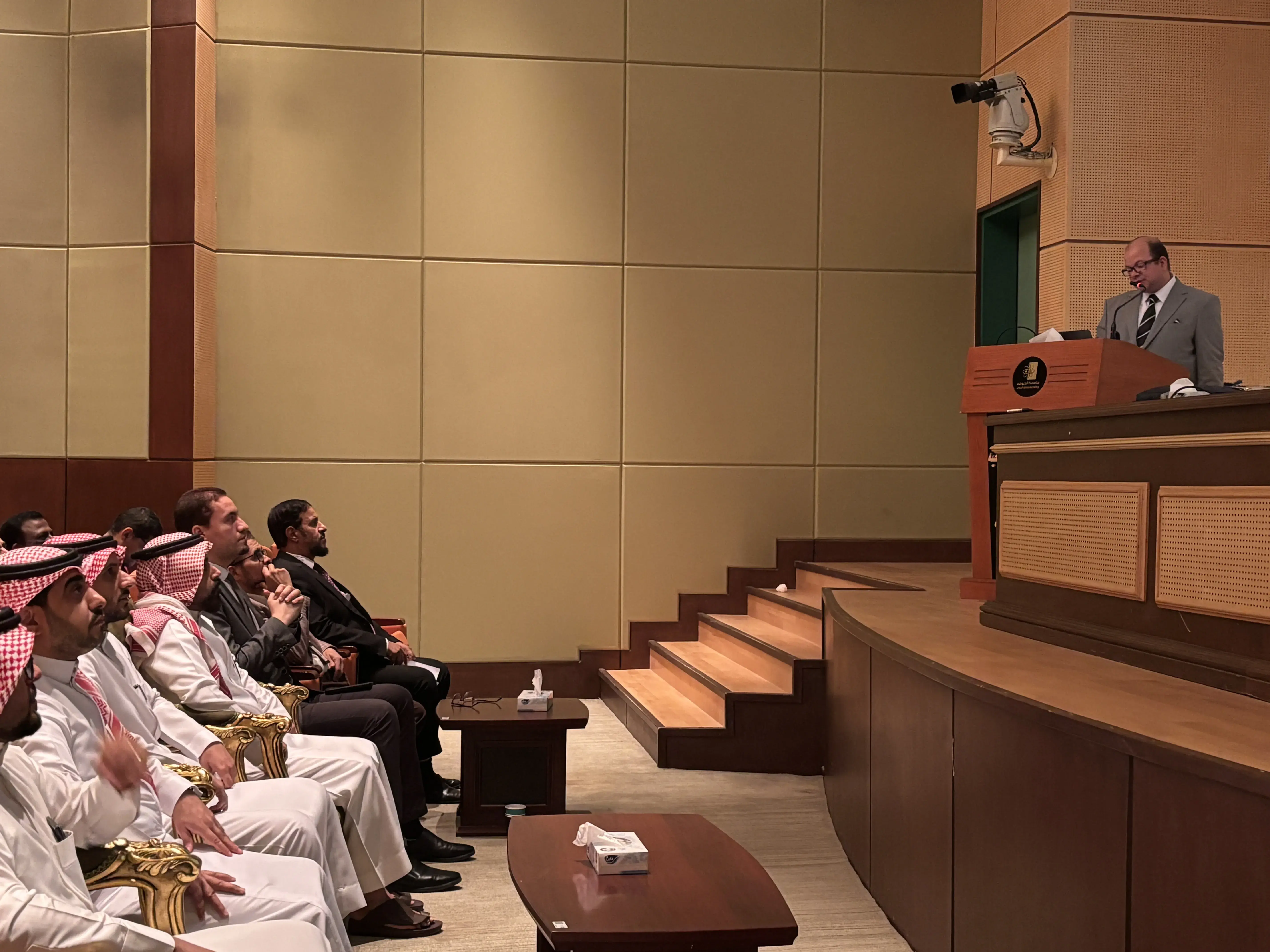 تفعيل الأيام العالمية وترسيخ المسؤولية المجتمعية لقسم العلاج الطبيعي
