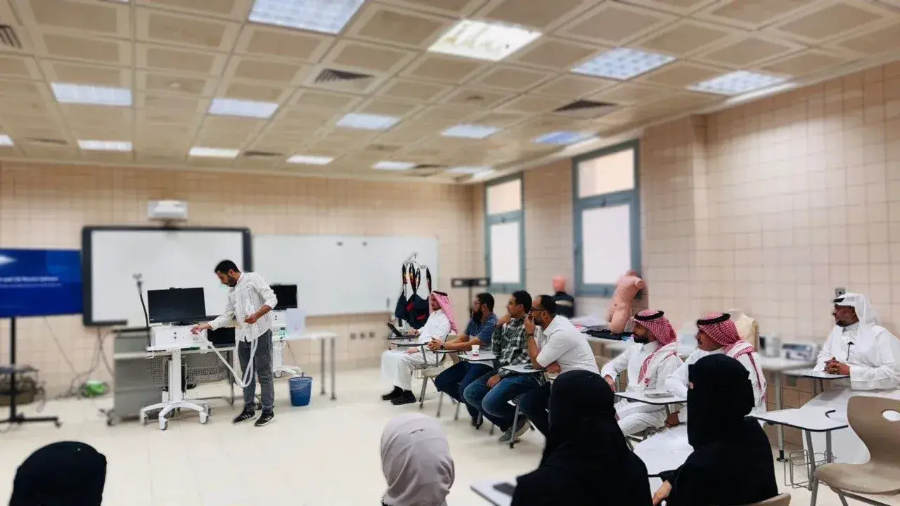 College of Nursing Organizes an Applied Workshop on Mechanical Ventilation Simulation