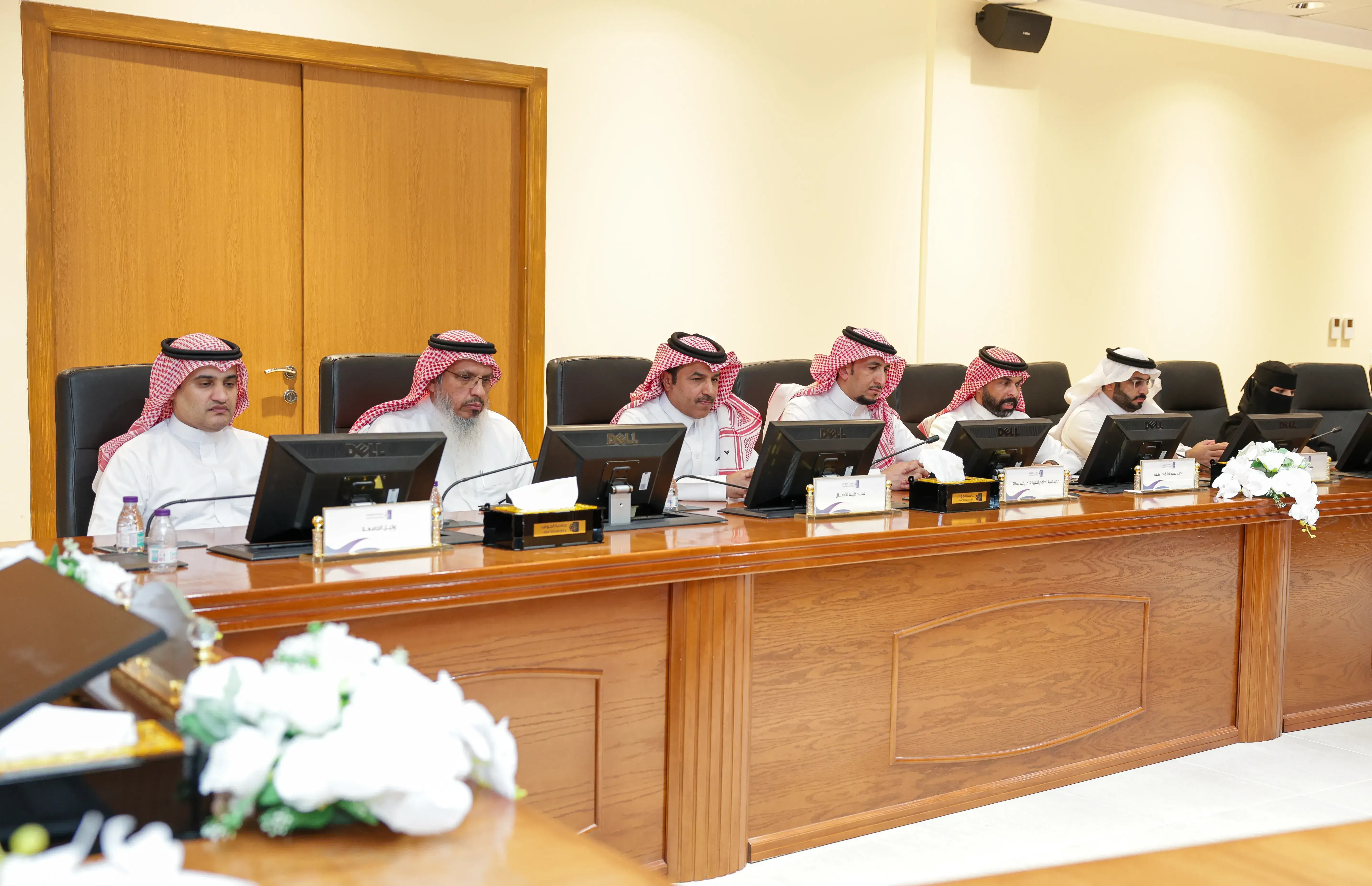 رئيس جامعة الجوف يدشّن مبادرة وطنٌ نرعاه