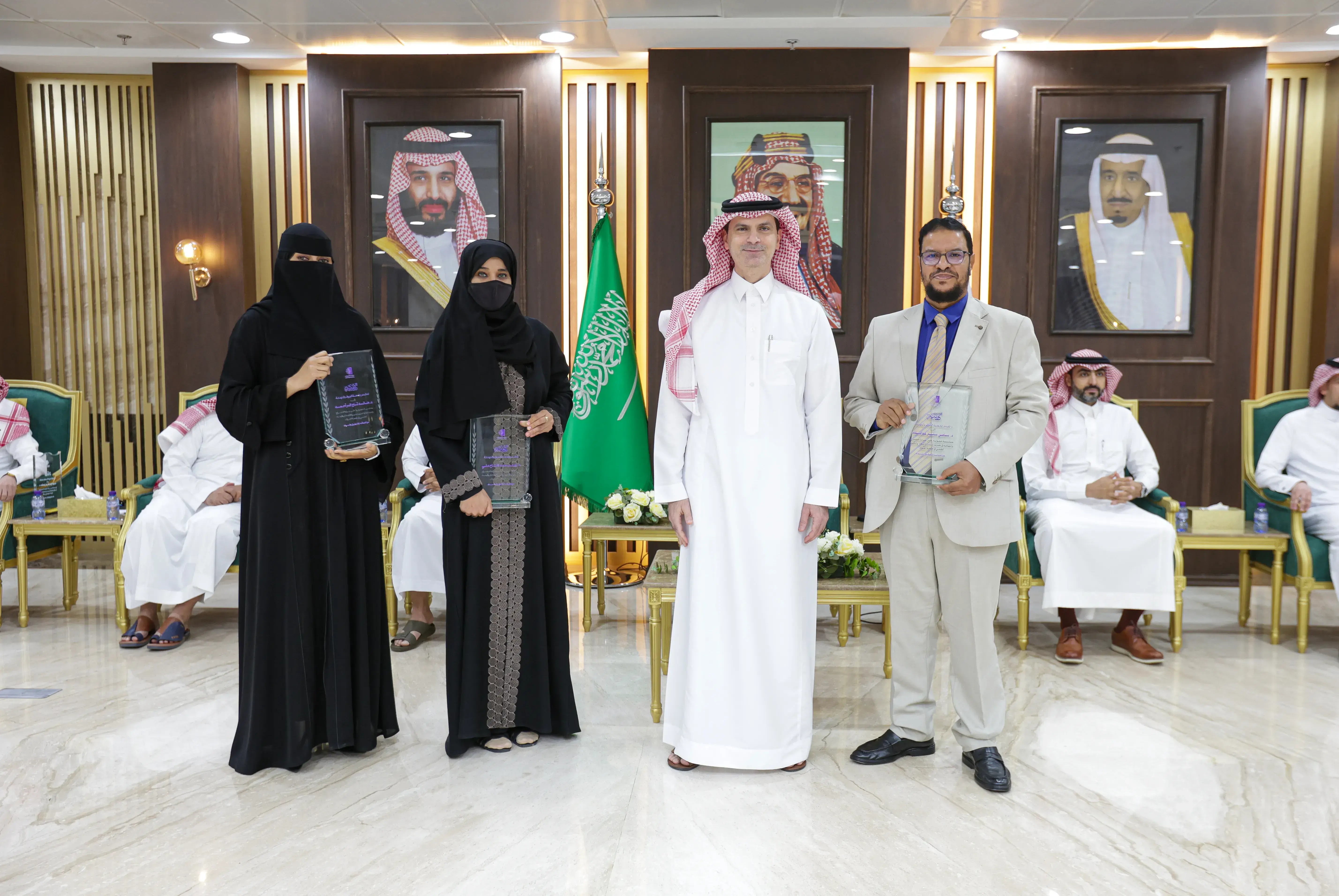 Jouf University President Honors Patent-Holding Researchers