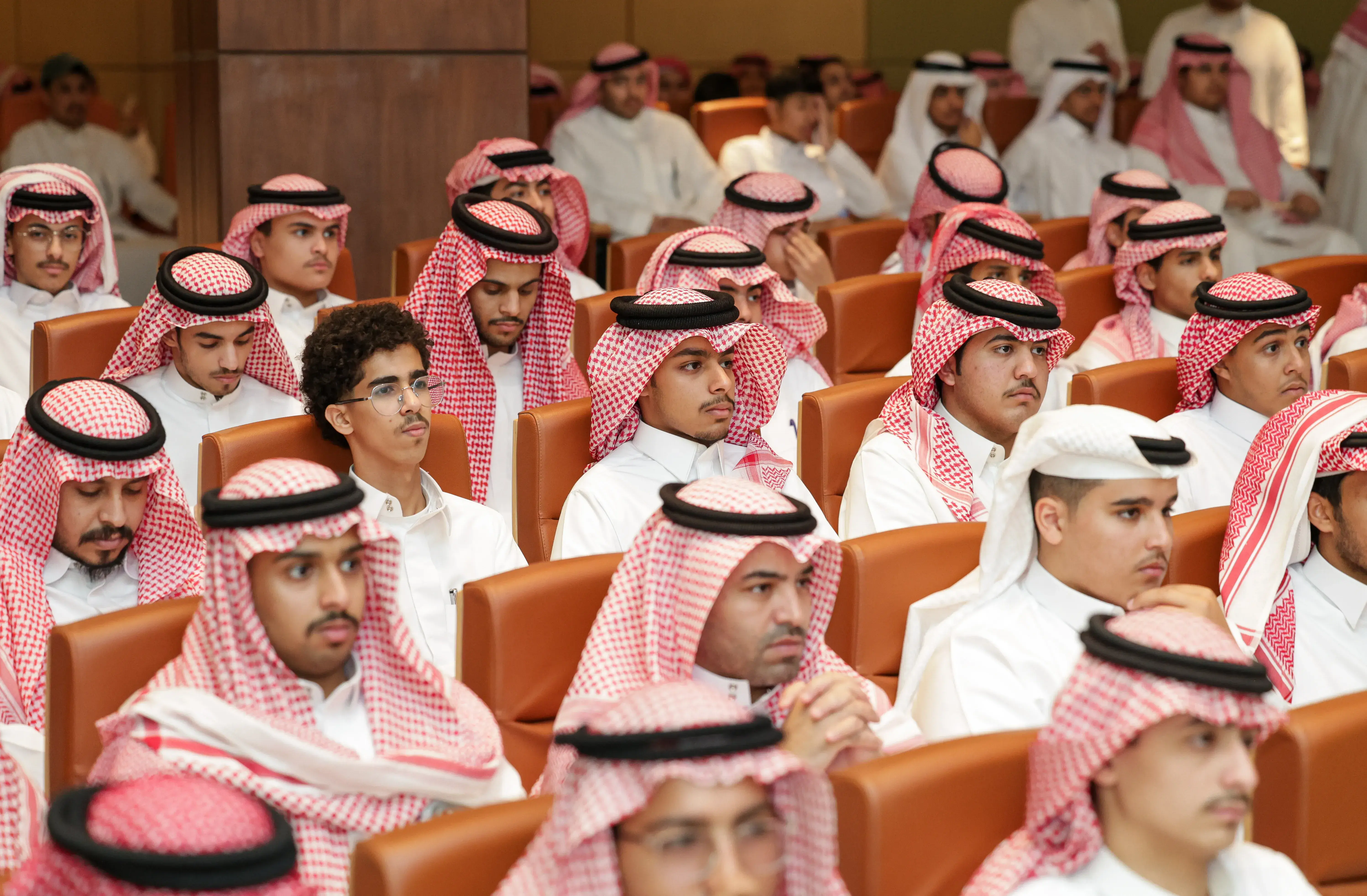 إدارة الوعي الفكري تنظم جلسة حوارية 